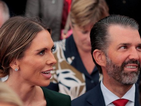 Trump Jr., il matrimonio pagato da un oligarca: «Restituirà i soldi»