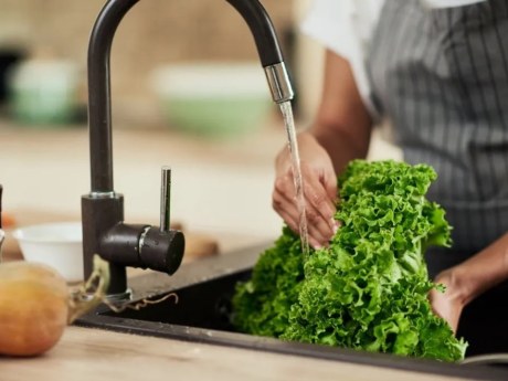 Allerta insalata e frutta