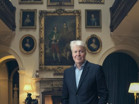 Nozze di Diana, la fiaba vista dal pubblico e le ombre già note